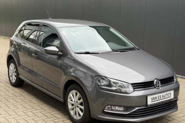 Volkswagen Polo (2015) thumbnail 4