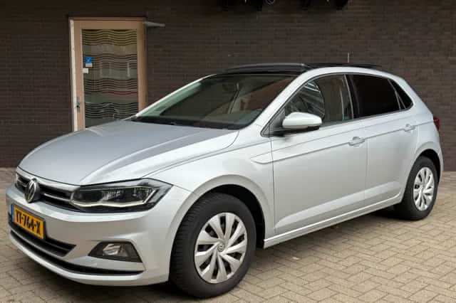 Volkswagen Polo (2018) thumbnail 2