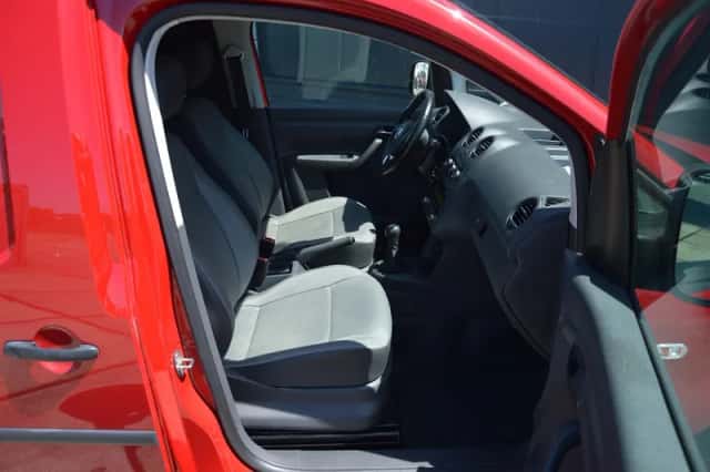 Volkswagen Caddy (2015) thumbnail 6