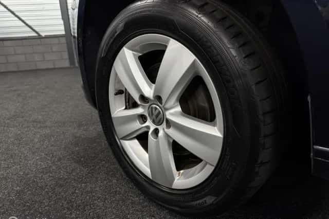 Volkswagen Caddy (2012) thumbnail 5