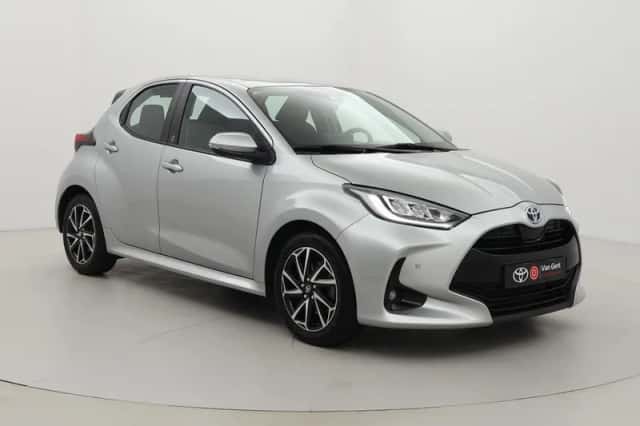 Toyota Yaris (2022) thumbnail 1