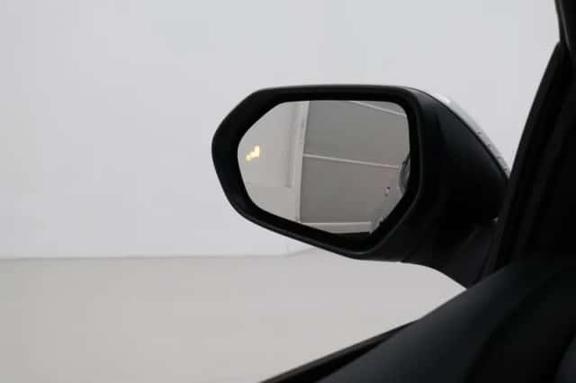 Toyota Yaris (2022) thumbnail 5