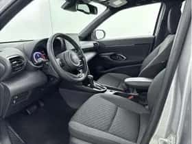Toyota Yaris Cross (2025) thumbnail 11