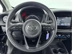 Toyota Aygo X (2022) thumbnail 16