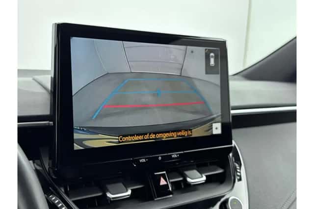 Toyota Corolla (2025) thumbnail 6