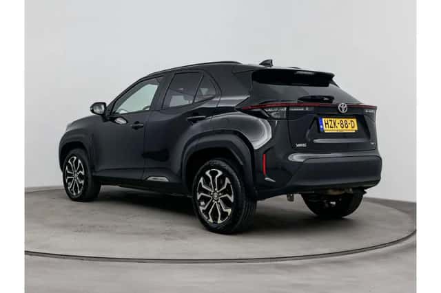 Toyota Yaris Cross (2025) thumbnail 4