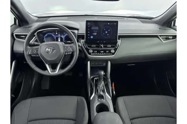 Toyota Corolla (2025) thumbnail 2
