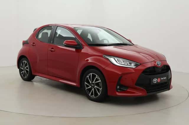 Toyota Yaris (2022) thumbnail 1