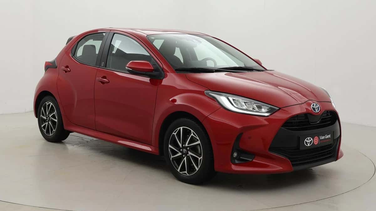 Toyota Yaris (2022) — foto 1