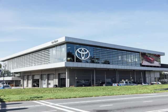 Toyota Yaris (2022) thumbnail 3