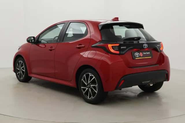 Toyota Yaris (2022) thumbnail 5
