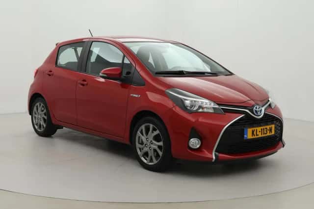 Toyota Yaris (2016) thumbnail 1