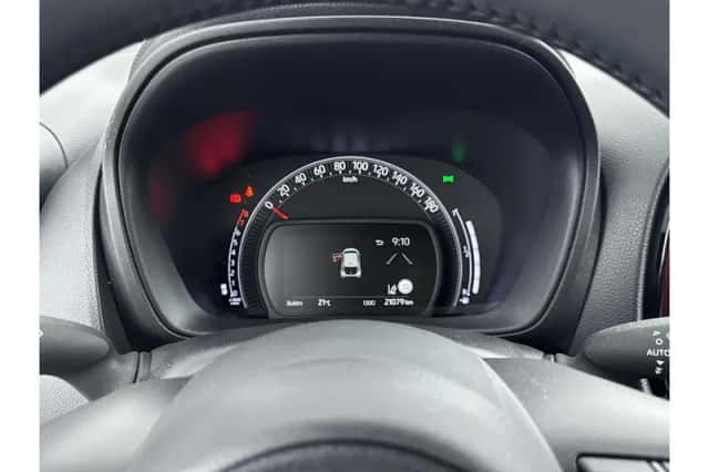 Toyota Aygo X (2022) thumbnail 3