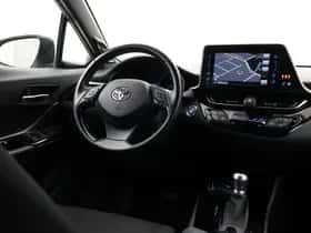 Toyota C-HR (2019) thumbnail 26
