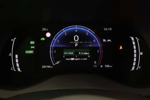 Toyota Yaris Cross (2024) thumbnail 3