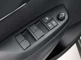 Toyota Yaris Cross (2025) thumbnail 21