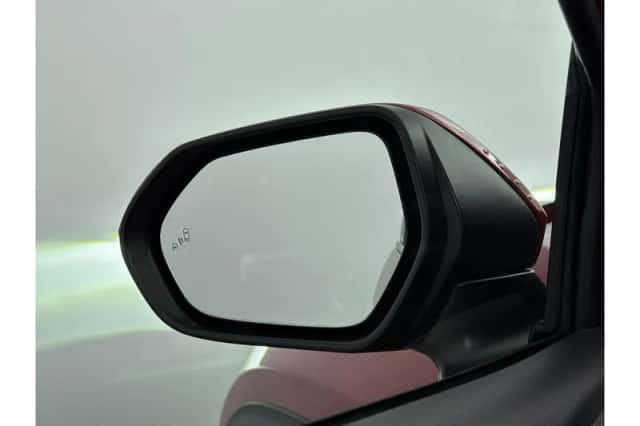Toyota Yaris Cross (2021) thumbnail 5