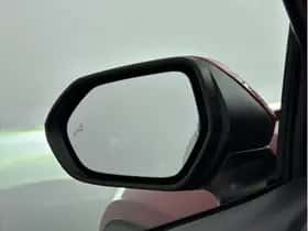 Toyota Yaris Cross (2021) thumbnail 5