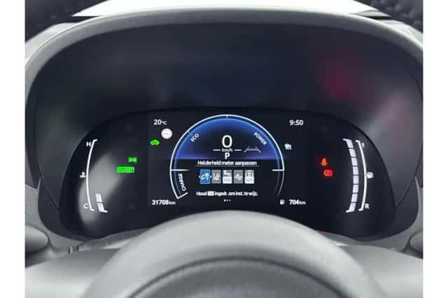 Toyota Yaris (2025) thumbnail 3