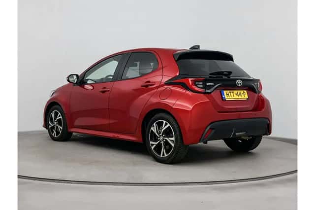 Toyota Yaris (2025) thumbnail 4