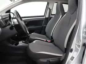 Toyota Aygo (2020) thumbnail 19