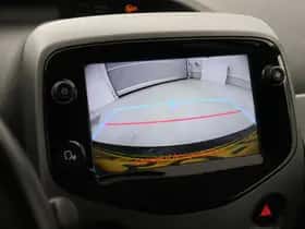 Toyota Aygo (2020) thumbnail 8