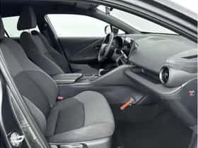 Toyota C-HR (2025) thumbnail 24