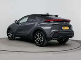 Toyota C-HR (2025) thumbnail 4