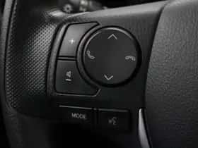 Toyota Auris (2016) thumbnail 21