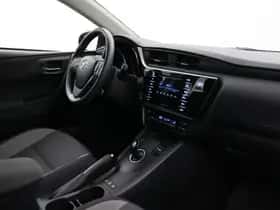 Toyota Auris (2016) thumbnail 31