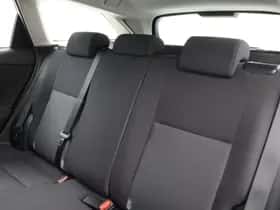 Toyota Auris (2016) thumbnail 33
