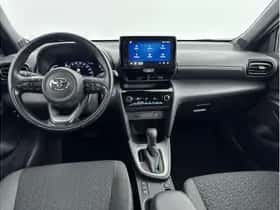 Toyota Yaris Cross (2022) thumbnail 2