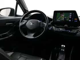Toyota C-HR (2019) thumbnail 29