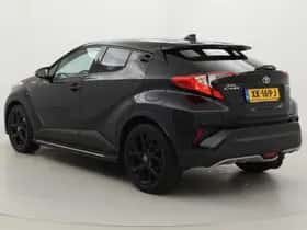Toyota C-HR (2019) thumbnail 4