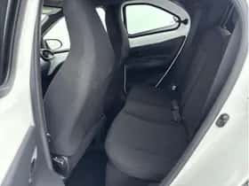 Toyota Aygo X (2024) thumbnail 19