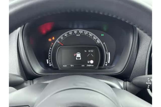 Toyota Aygo X (2024) thumbnail 3