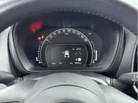Toyota Aygo X (2024) thumbnail 3