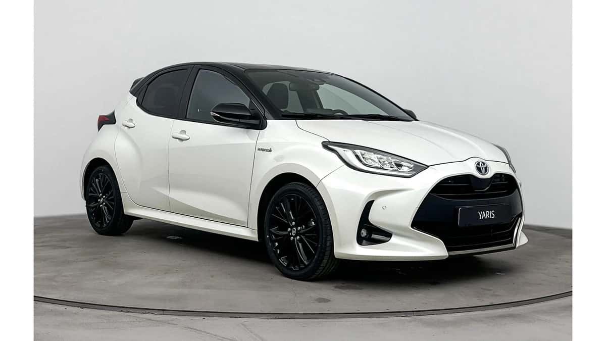 Toyota Yaris (2021) — foto 1