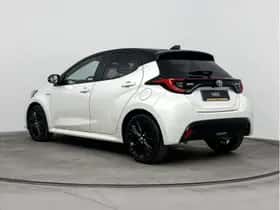 Toyota Yaris (2021) thumbnail 4