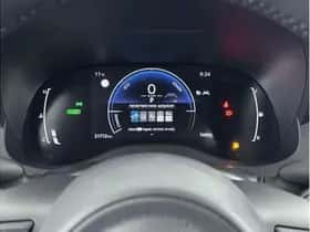 Toyota Yaris Cross (2025) thumbnail 3