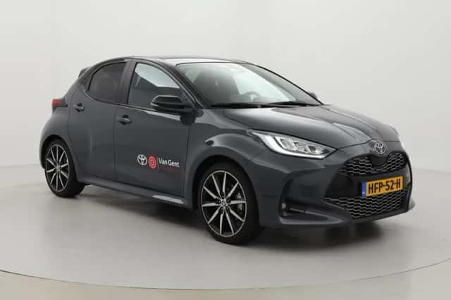 Toyota Yaris (2025) thumbnail 1