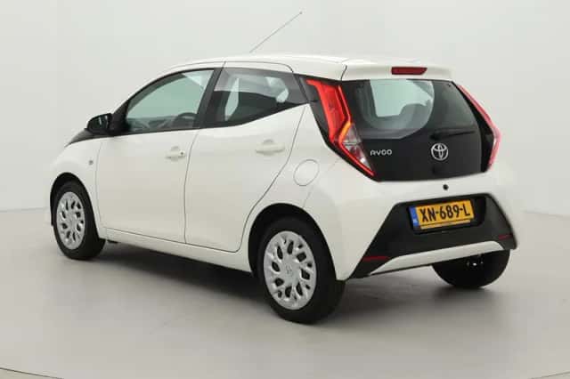 Toyota Aygo (2019) thumbnail 4