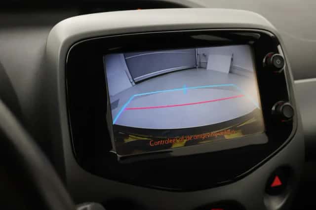 Toyota Aygo (2019) thumbnail 6