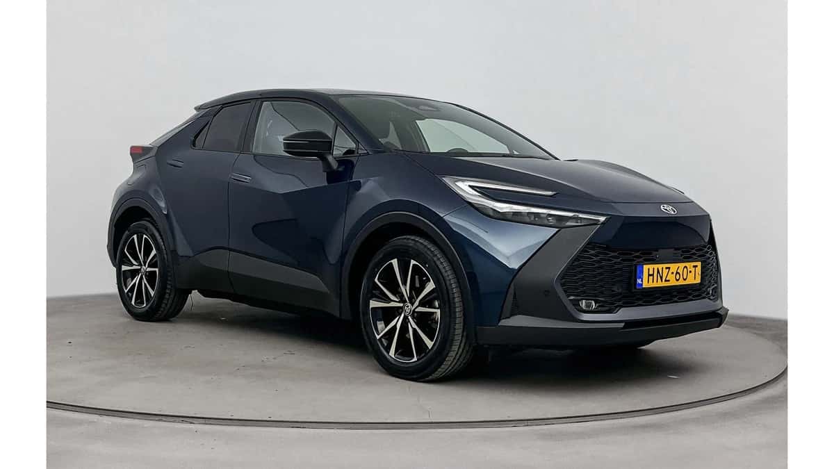 Toyota C-HR (2025) — foto 1
