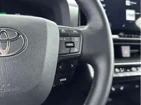 Toyota C-HR (2025) thumbnail 8