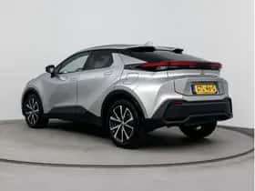 Toyota C-HR (2024) thumbnail 4