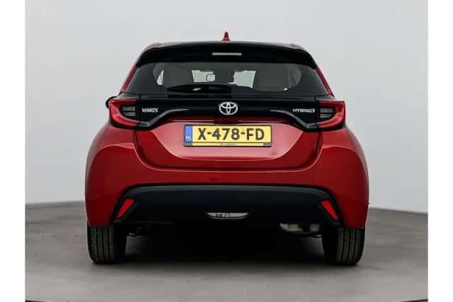 Toyota Yaris (2023) thumbnail 6