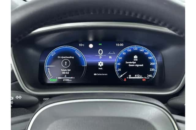 Toyota Corolla (2025) thumbnail 3