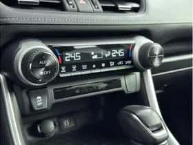 Toyota RAV4 (2023) thumbnail 20