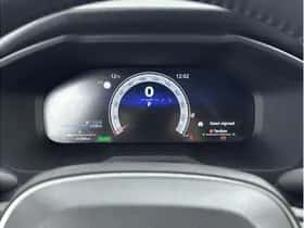 Toyota RAV4 (2023) thumbnail 3